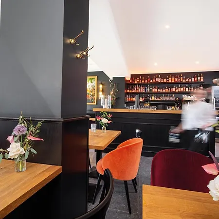 Prevot Restaurant & 4*