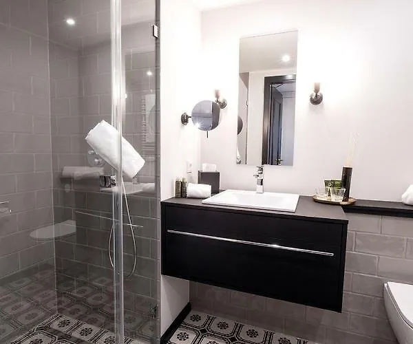 Prevot Restaurant & Otel 4*